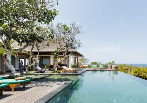 001 - The Shanti Residence - Pool and Sun Loungers