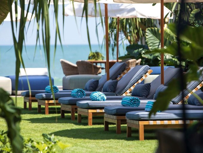 027 Noku Beach House - The sun loungers