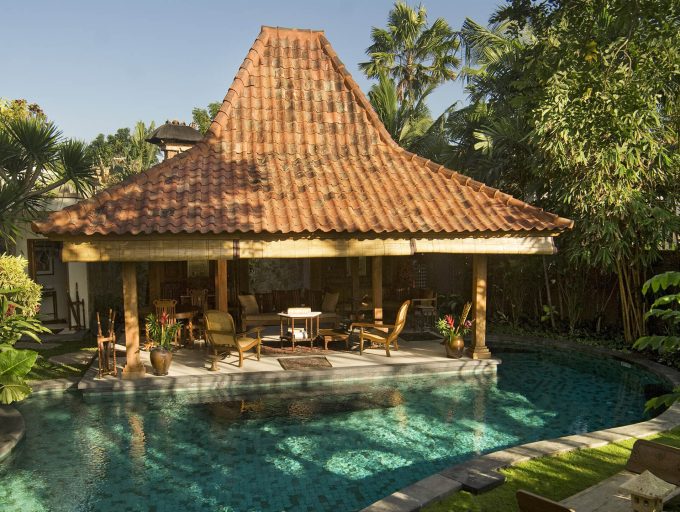 06-Villa Oost Indies - Living joglo and pool