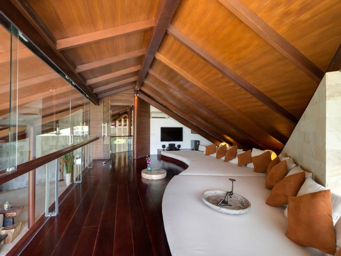 07-Layar-4-bedroom-Upstairs-sitting-area-1.jpg