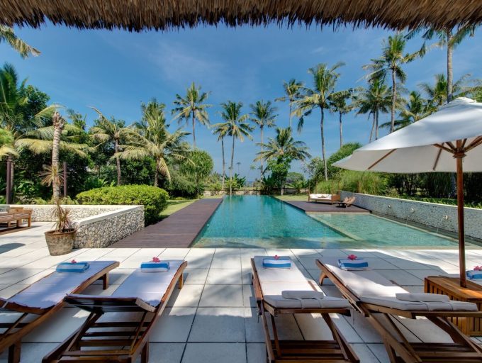 1. Samadhana - Sun loungers with ocean view