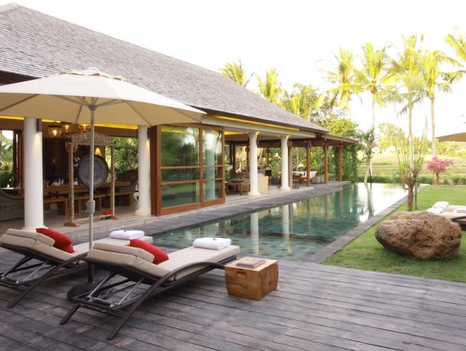 1. Villa Sarasvati - Pool deck and gardens
