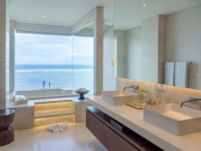 15. Grand Cliff Nusa Dua - Bathroom