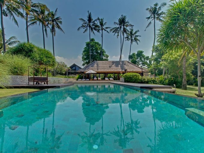 15. Samadhana - Pool and entertainment pavilion