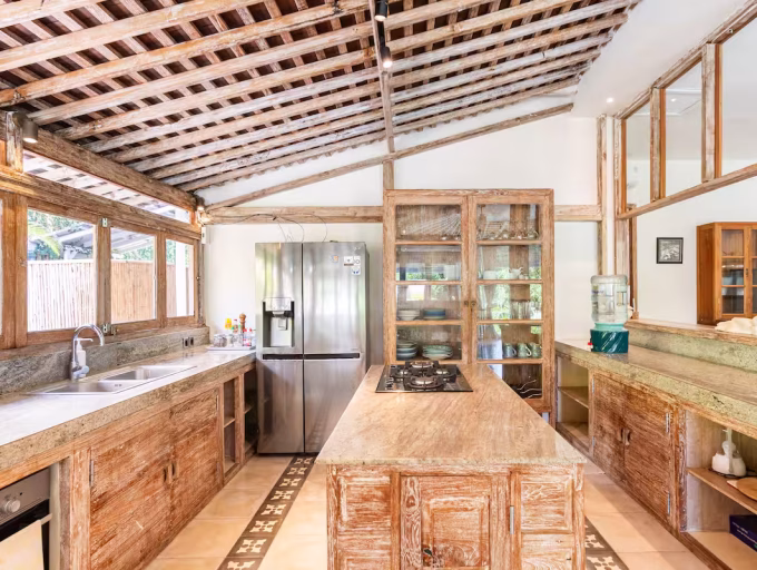 1ST FLOOR KITCHEN1