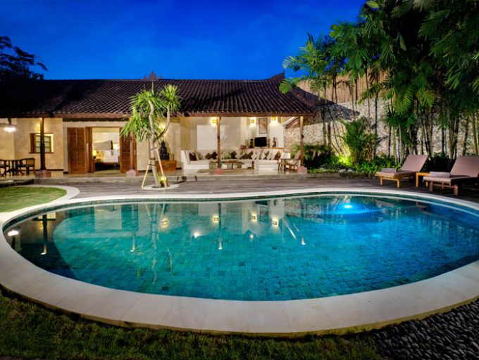 240_2579856179240_409861701501