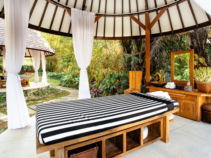 29. Villa Simona Oasis - Private spa beds