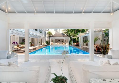 3. Villa Lulito - Living room view of the pool