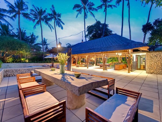 33. Samadhana - Alfresco dining at dusk