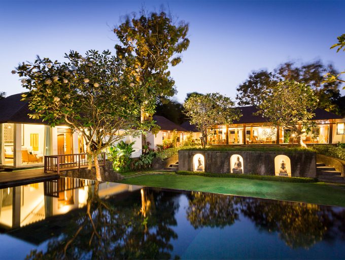 4. Villa Simona Oasis - Main pavillion and master bedroom lit up at night