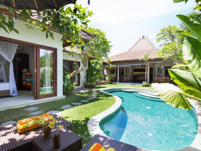 417_291879473289a+Pool+and+lounge+2