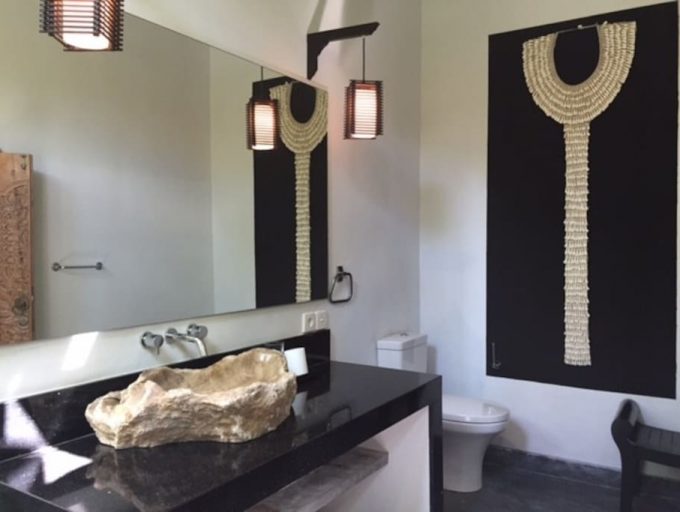 417_426069487382a+Bathroom+1