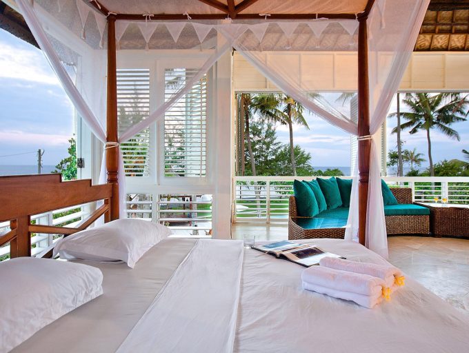 5.-Puri-Nirwana-Semi-open-air-upstairs-bedroom-1.jpg