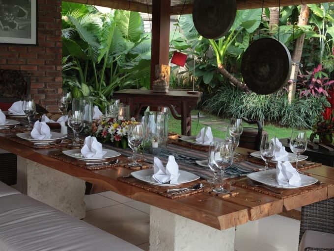 6. Villa Sati - Dining room