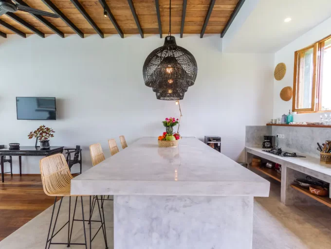 60ff8405-d57d-45d8-badf-9522dca791da