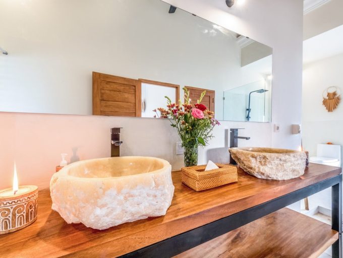 7-Bath-1-scaled-2.jpg