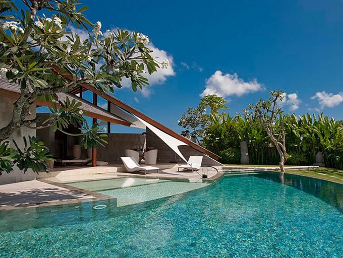 Layar Villas