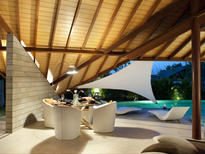 Layar Villas