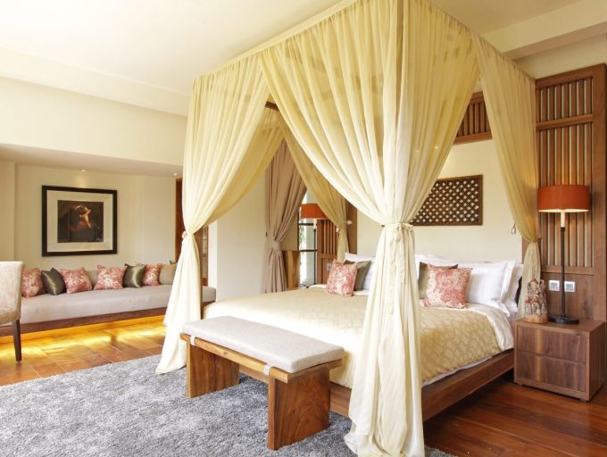 8. Villa Sarasvati - Master bedroom