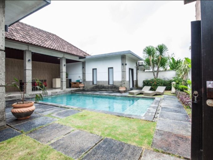 93eb65fc-8914-4000-9279-6c87475ad061