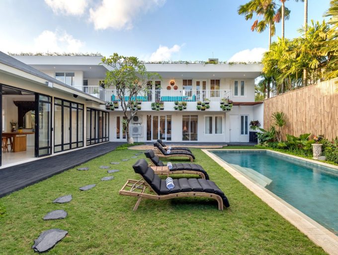 Copy of Copy of Iluka - Pool Day 05