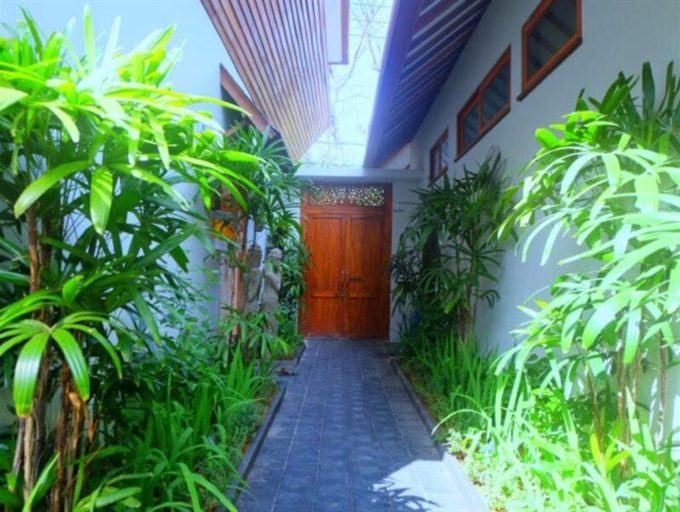 DSCF6977-750x563 (Medium)