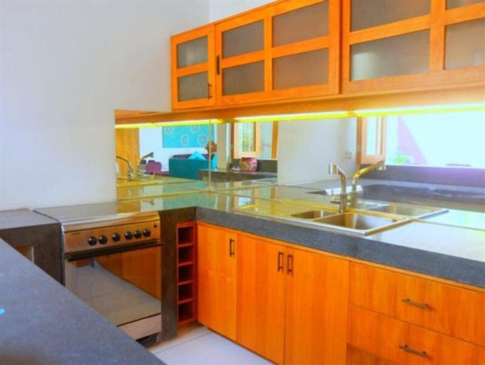DSCF7013-750x563 (Medium)