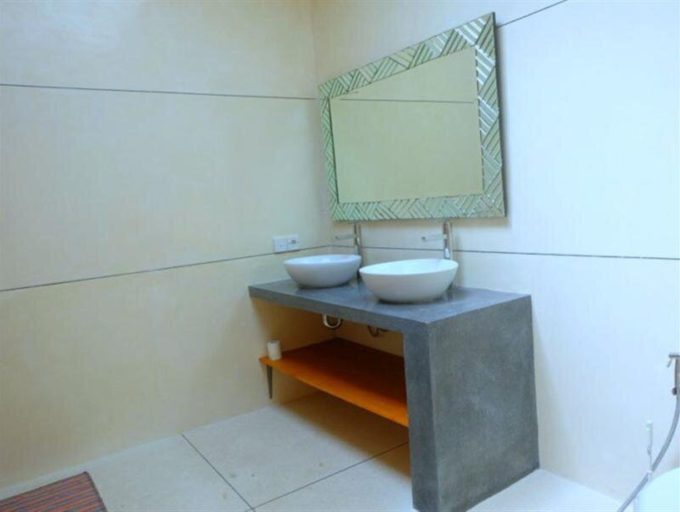 DSCF7014-750x563 (Medium)