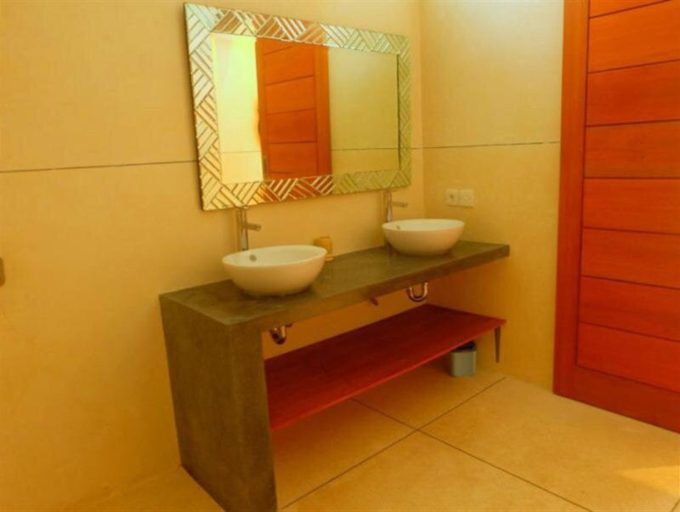 DSCF7037-750x563 (Medium)