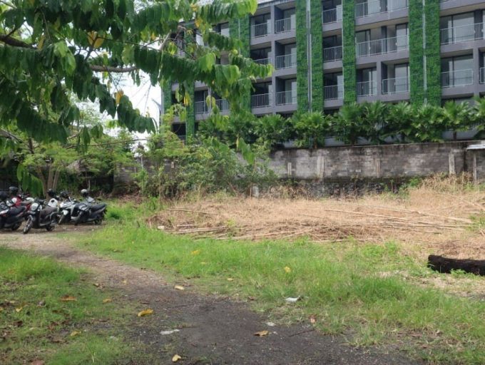 LH-Land-in-Berawa-15-are-1