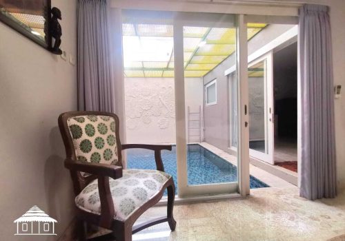 VILLA RODA PUTIH (1)