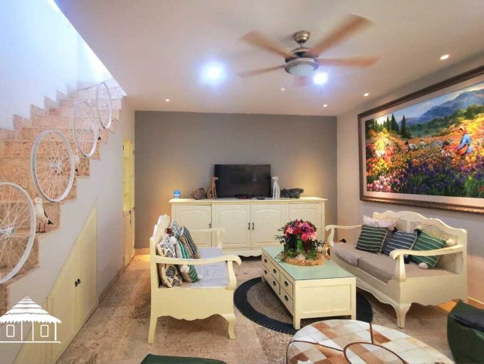 VILLA RODA PUTIH (2)