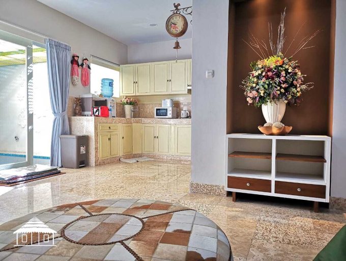 VILLA RODA PUTIH (3)