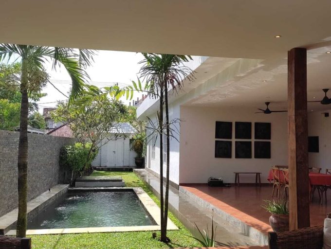 Villa Crimson (1)