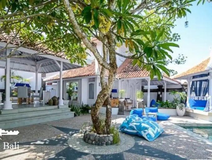Villa Kita kerobokansaa (2)