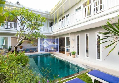 Villa Lily Putih 6