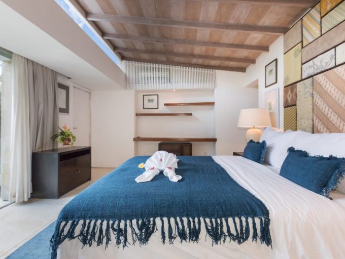 Villa Yasa Bedroom1-7096
