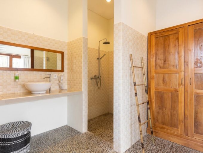 WhatsApp Image 2022-10-11 at 16.17.06 (1)