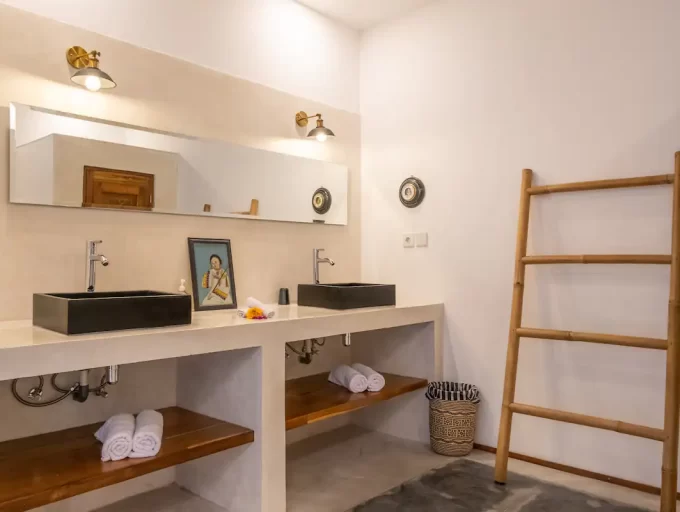 ecf00f66-d084-46ed-b554-12a2b7a315a2