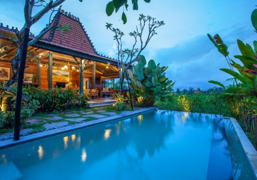 swimmingpool