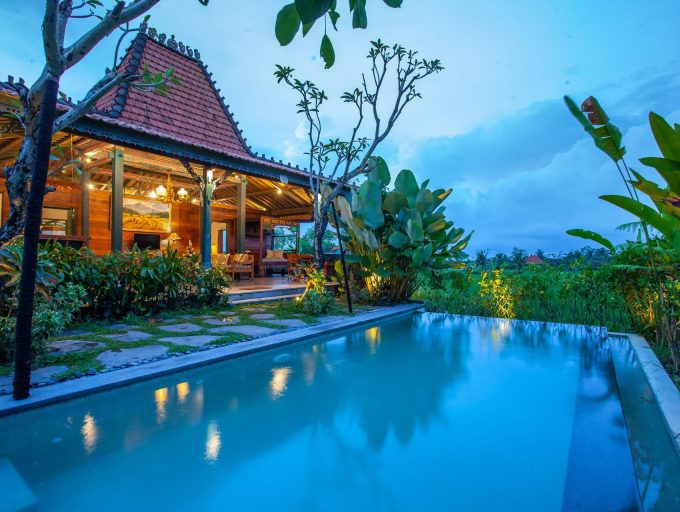swimmingpool